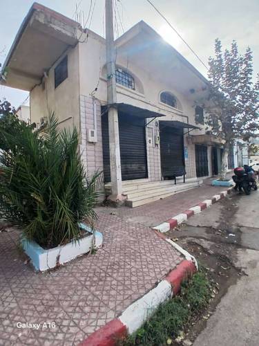 VILLA COMMERCIALE EN VENTE – KHEMISTI VILLE