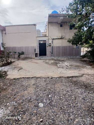 VILLA COMMERCIALE EN VENTE – KHEMISTI VILLE