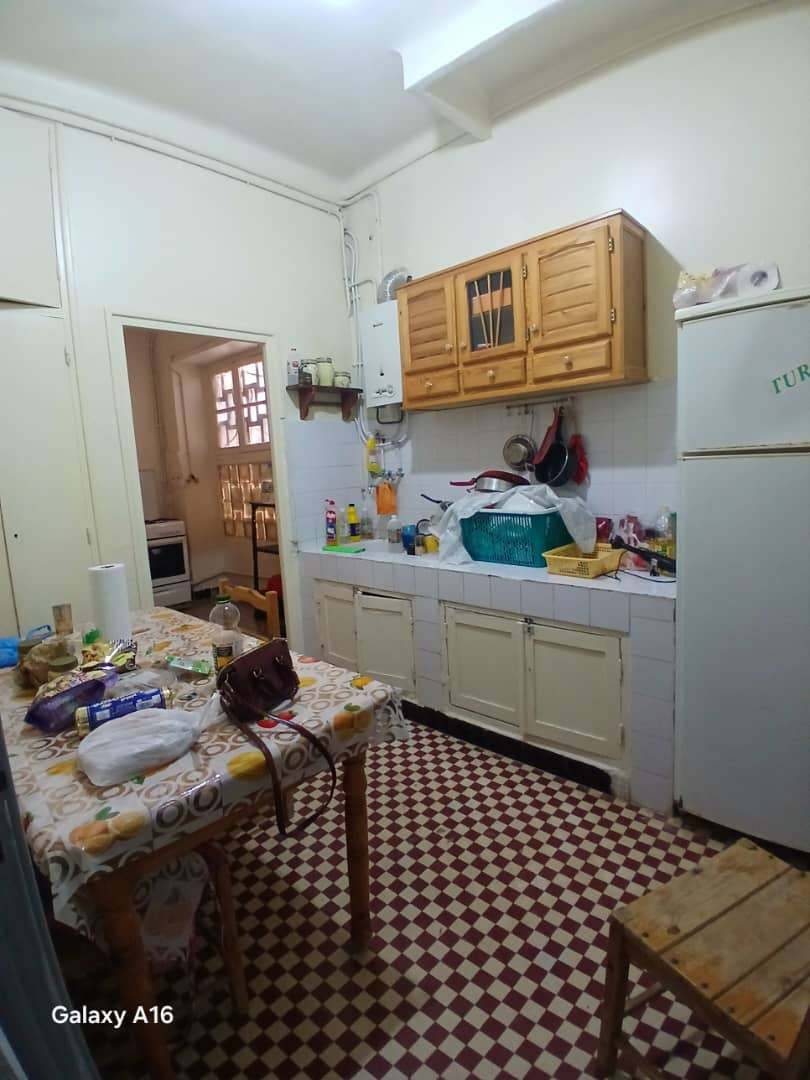 VILLA COMMERCIALE EN VENTE – KHEMISTI VILLE