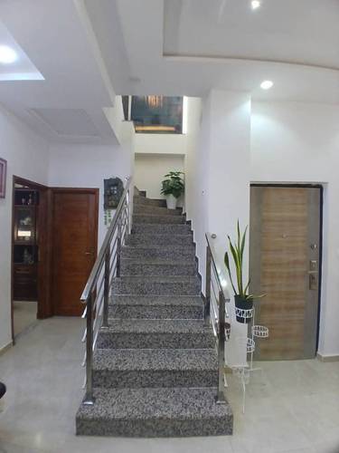 À vendre : Duplex F4 avec terrasse à Bou Ismaïl – Vue sur mer