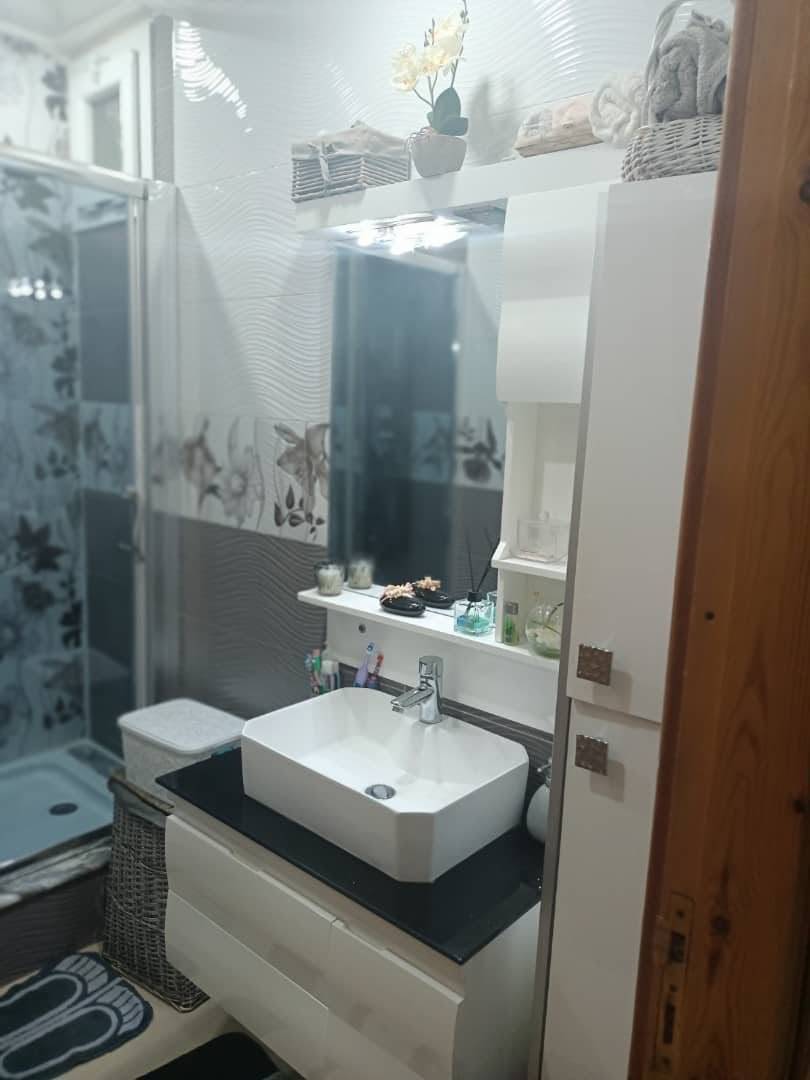 🏡 À LOUER – SUPERBE APPARTEMENT F3 MEUBLÉ À BOUISMAIL