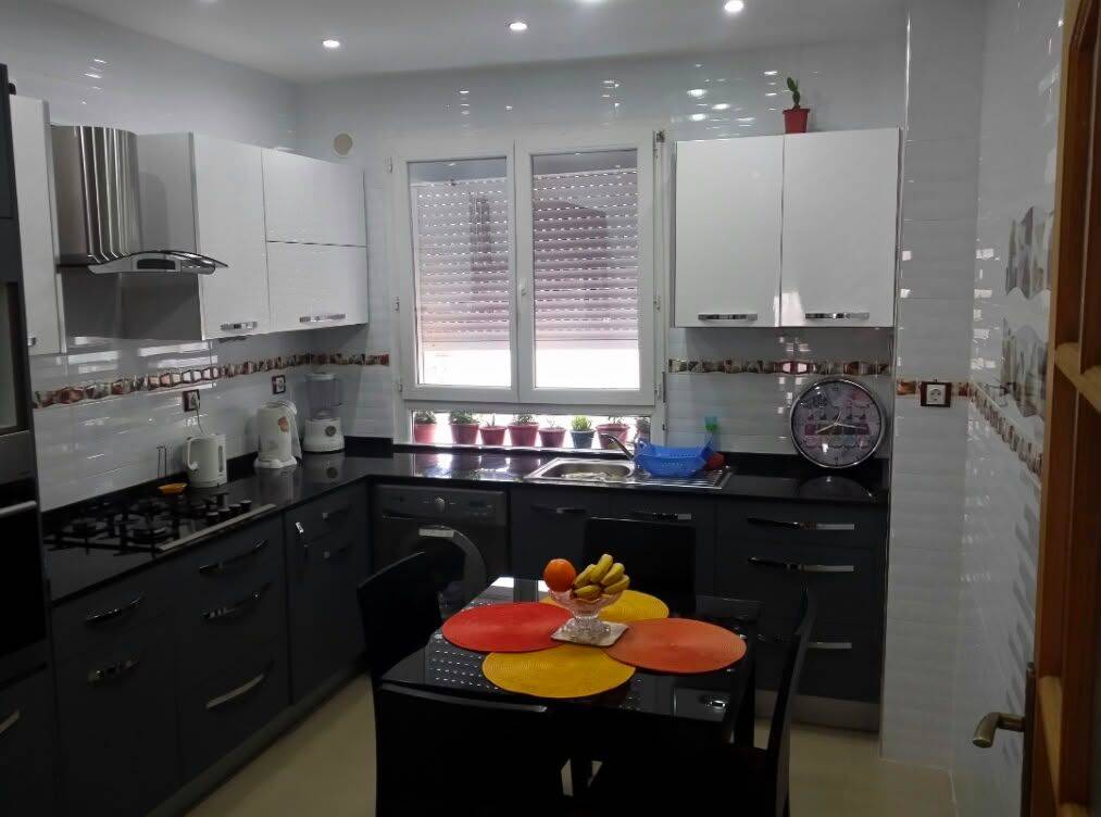 🏡 À LOUER – SUPERBE APPARTEMENT F3 MEUBLÉ À BOUISMAIL
