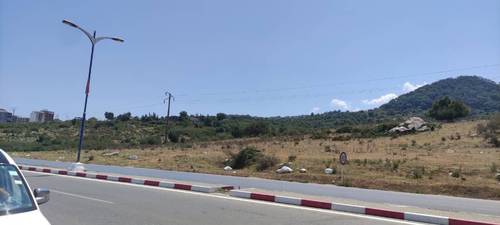 Terrain Urbain El Aouana 