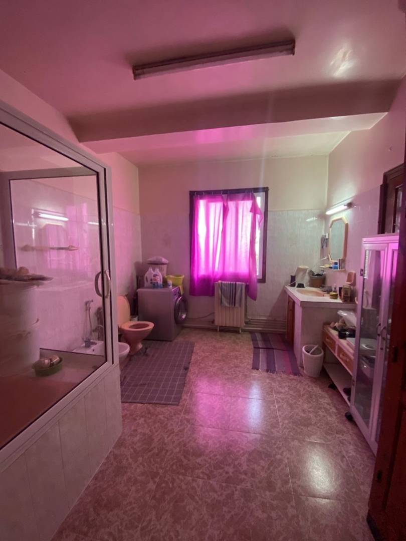 Vente une magnifique villa a chevalley