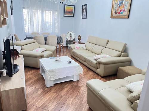 Location F4 Said Hamdine 