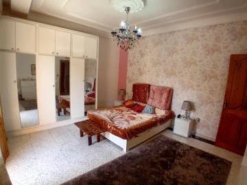 vente villa avec piscine F8  8 piece  chlef 3tawena 3.8