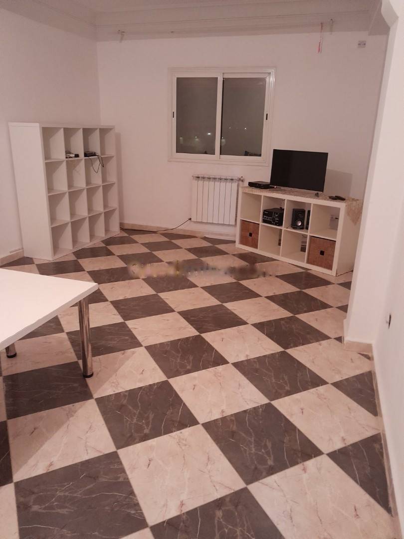 Location Niveau de villa F4 El Marsa