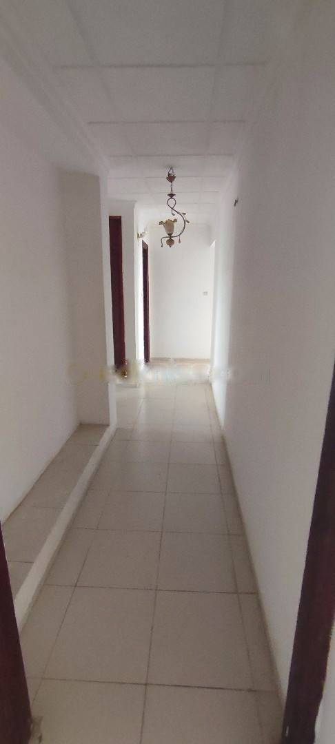 Location Appartement F4 Ben Aknoun