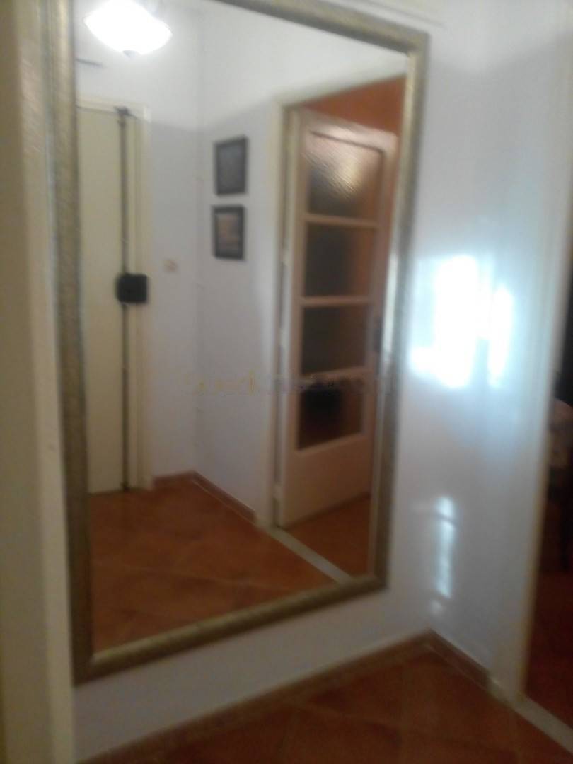 Location Appartement F2 Hydra