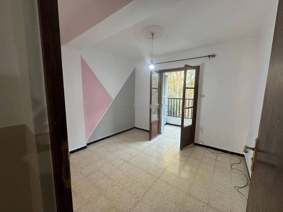 Location Appartement F04 Bir Mourad Rais