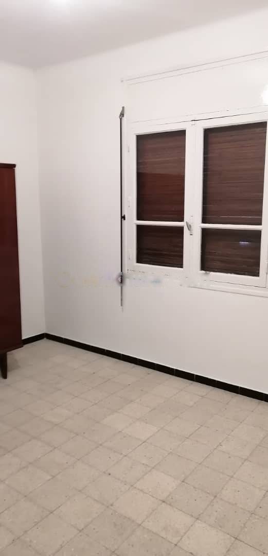 Location Appartement F4 El Biar