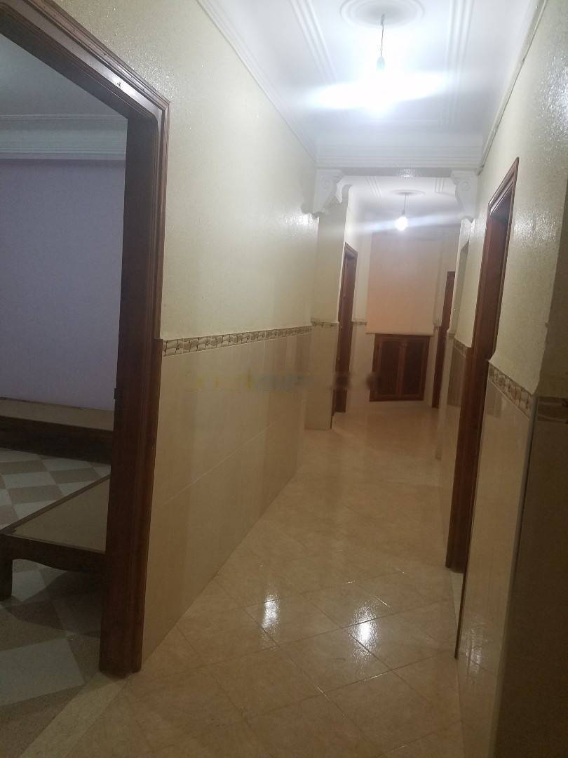 Location Appartement F4 Bordj El Bahri