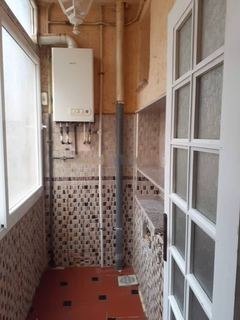 Location Niveau de villa F3 Djasr Kasentina