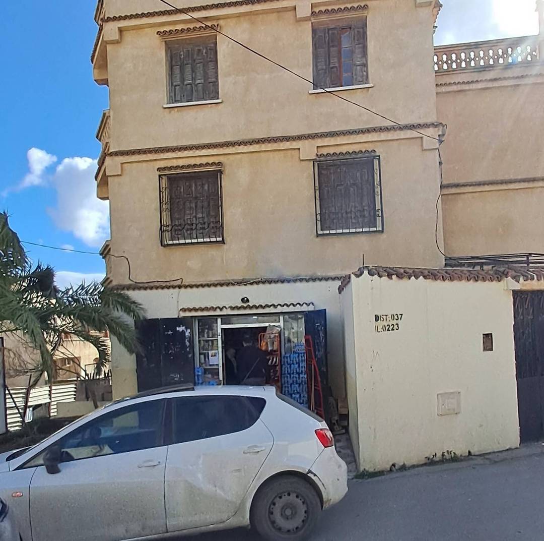 Location Appartement F4 Dely Ibrahim