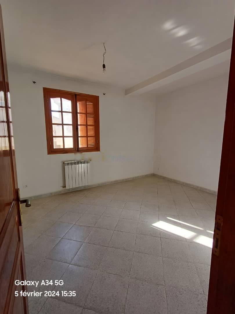 Location Niveau de villa F3 Birkhadem