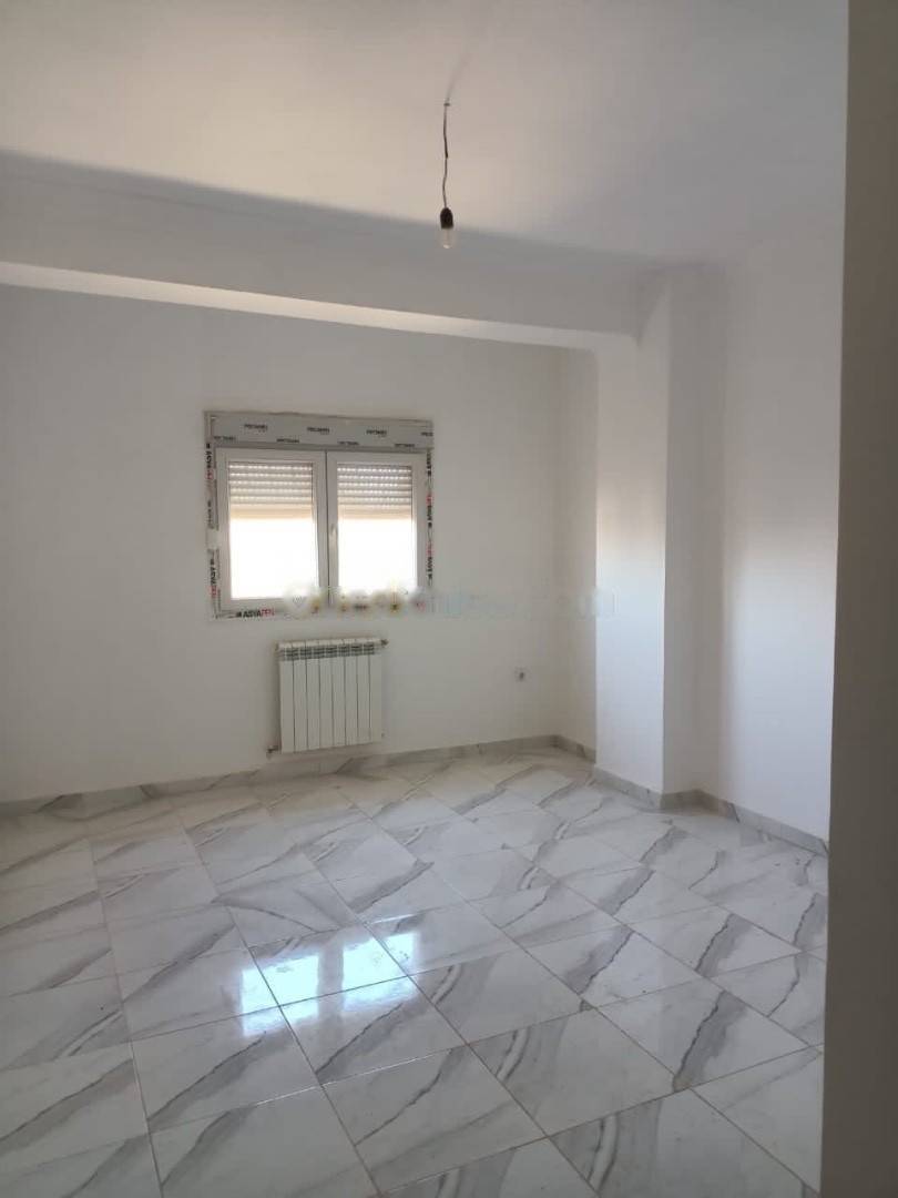 Vente Appartement F4 Souidania