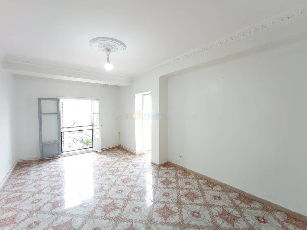 Location Appartement F3 Mohammadia