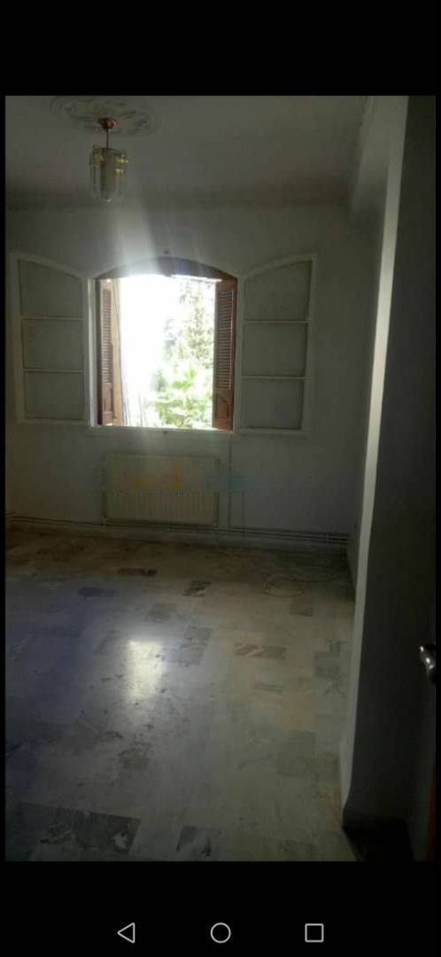 Location Niveau de villa F3 Birkhadem