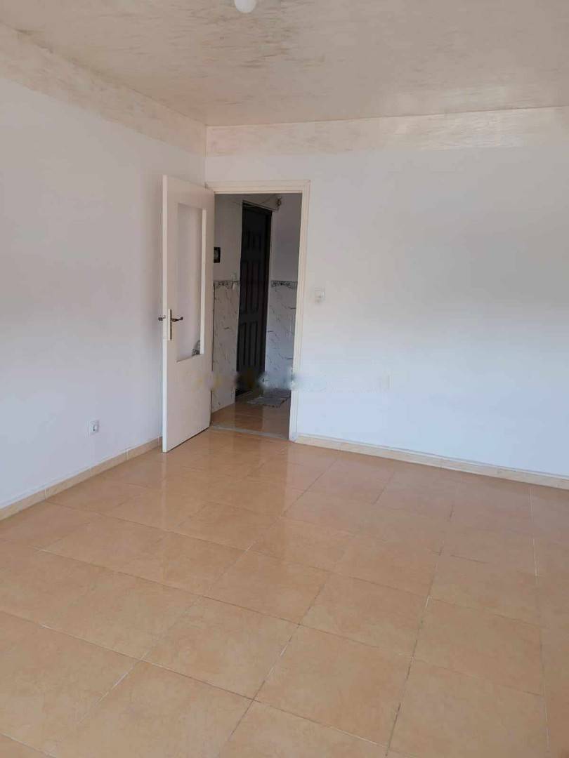 Location Appartement F3 Birkhadem