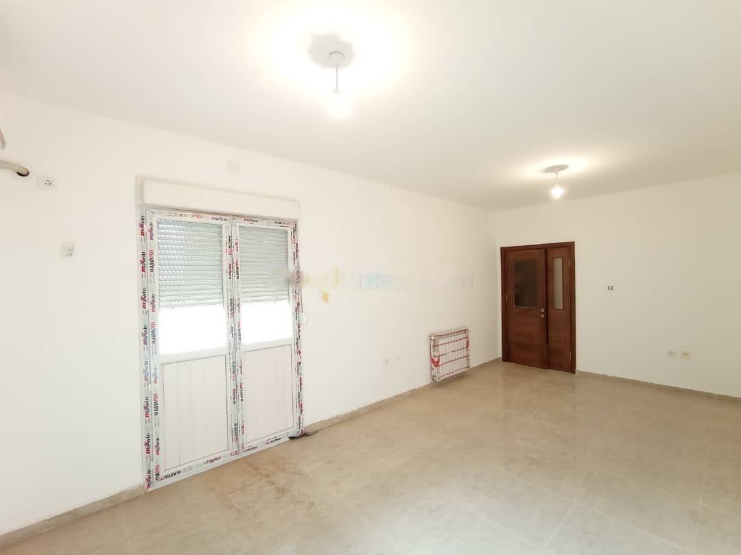 Location Appartement F4 Reghaia