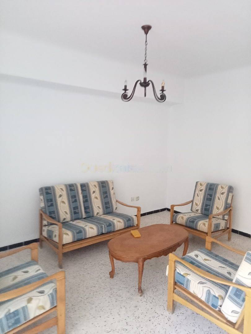 Location Appartement F4 El Achour