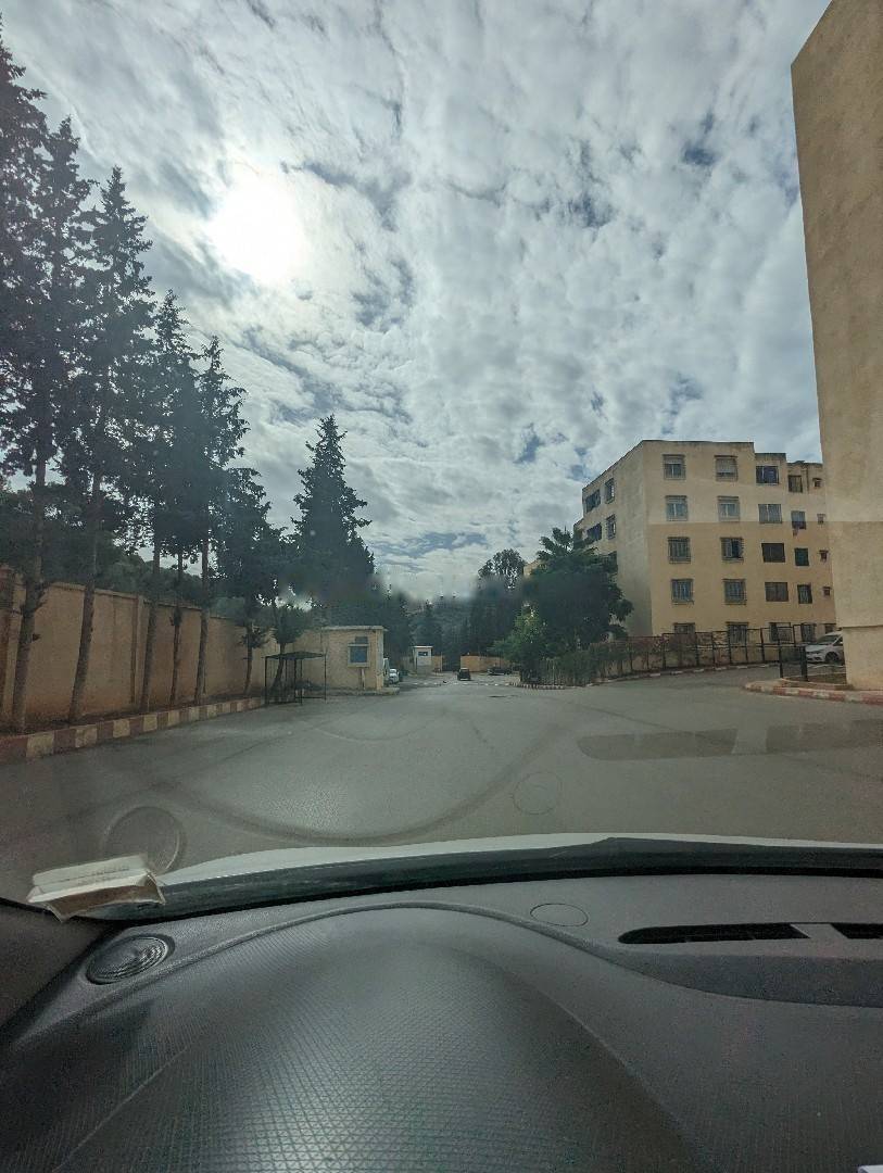 Location Appartement F4 Birkhadem