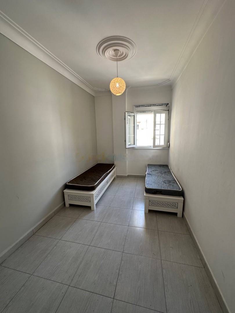 Location Appartement F4 Birkhadem