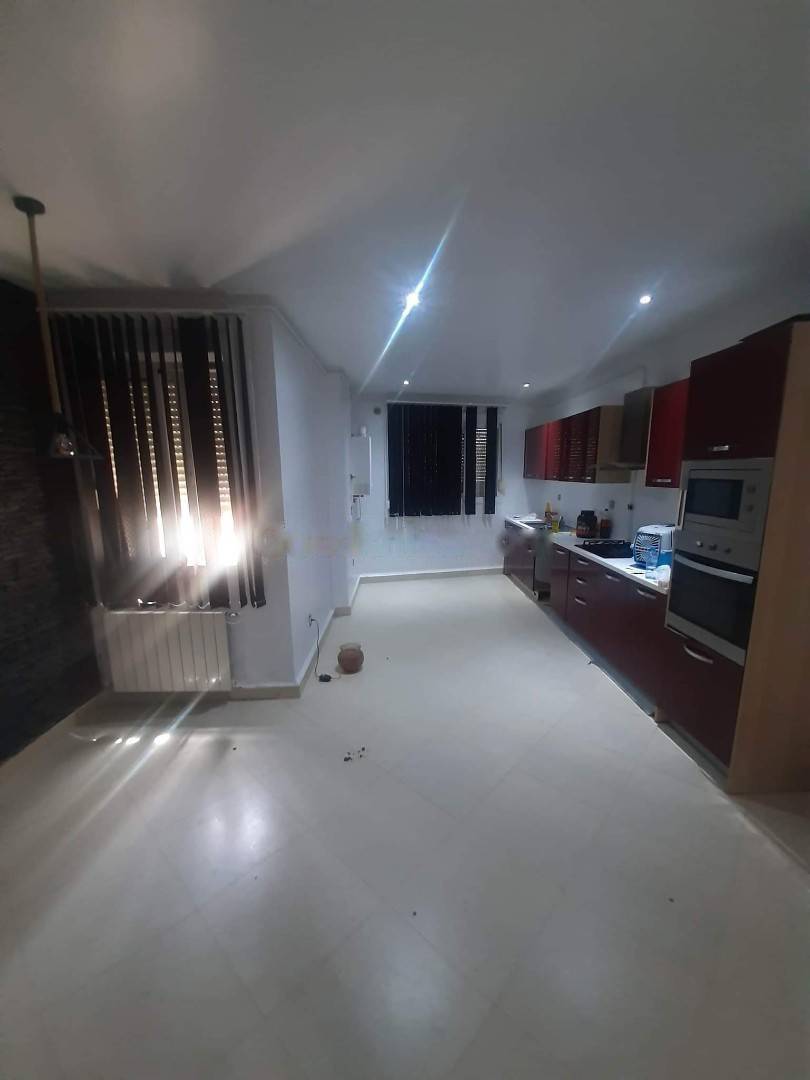 Location Appartement F3 Bir Mourad Rais