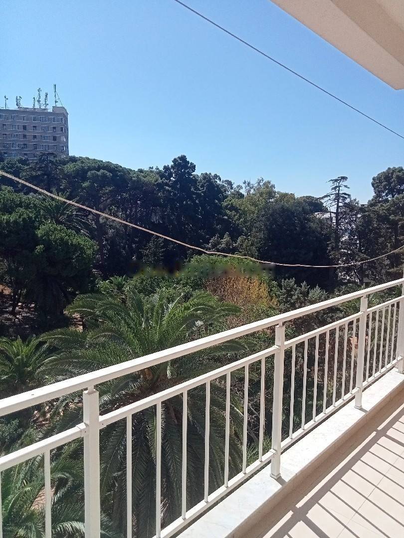 Location Appartement F4 Hydra