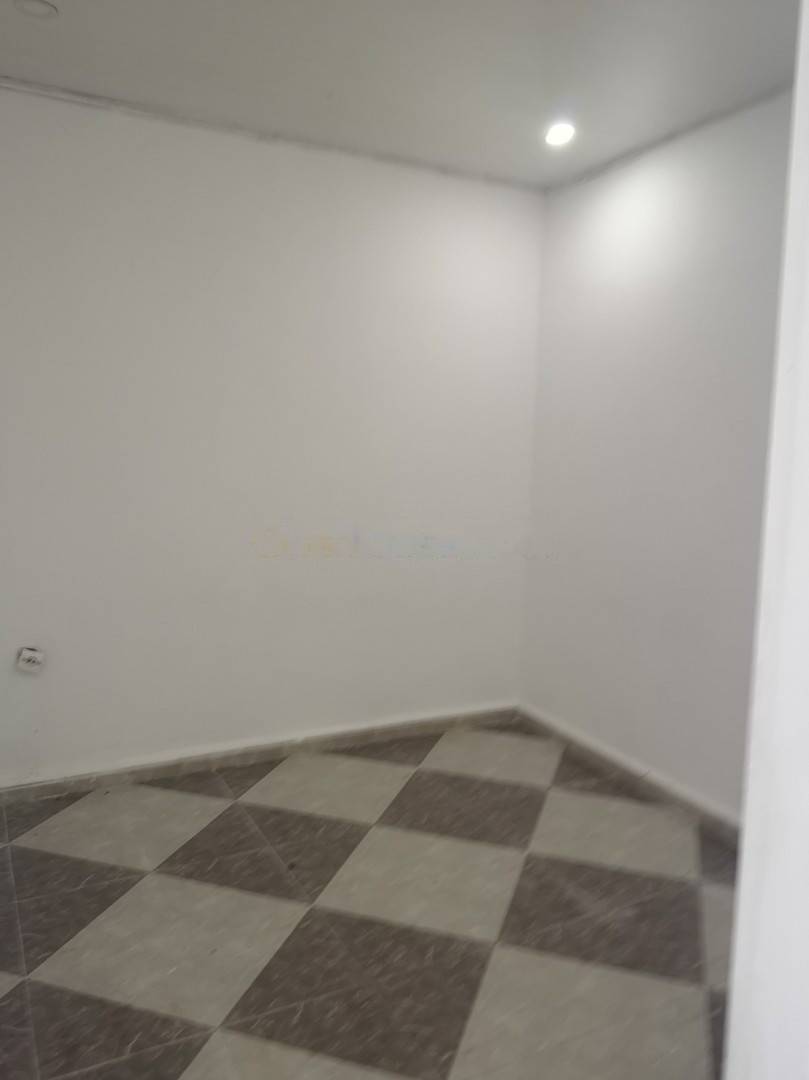 Location Local Douera