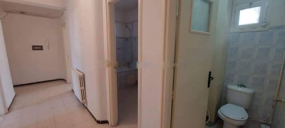 Location Appartement F5 Birkhadem