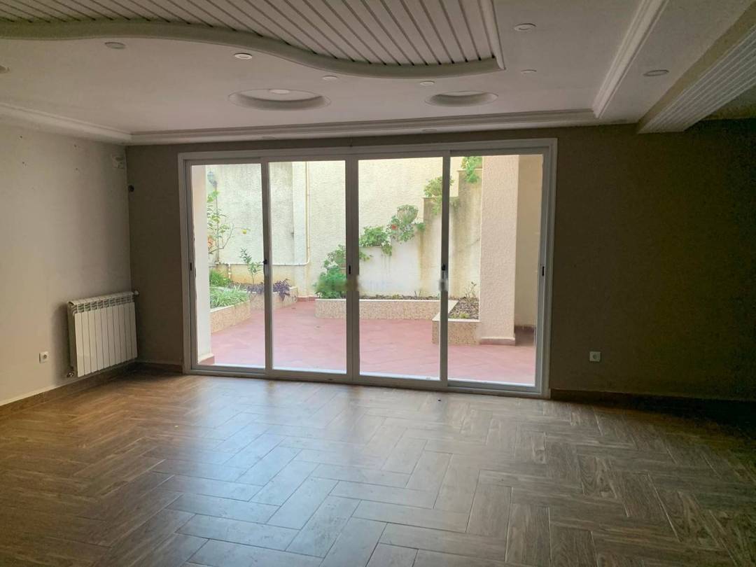 Location Niveau de villa F3 El Achour