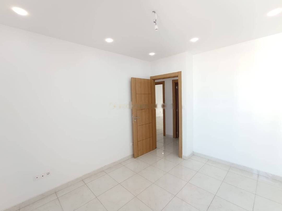 Location Appartement F4 Bab Ezzouar