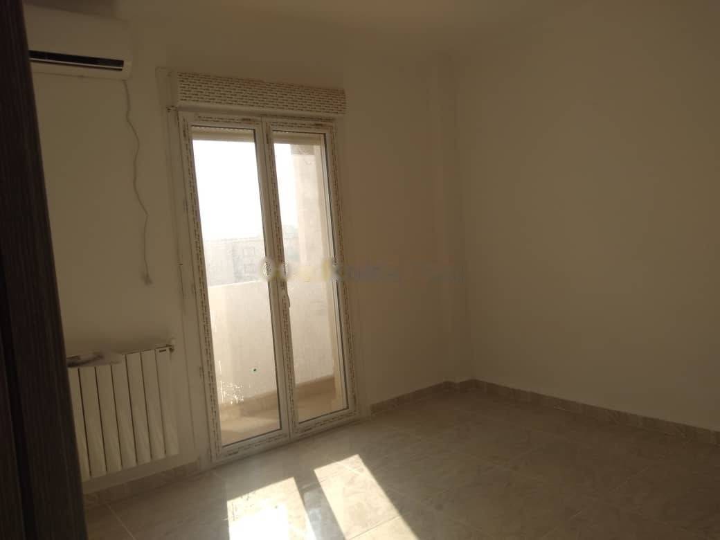 Location Appartement F5 Reghaia