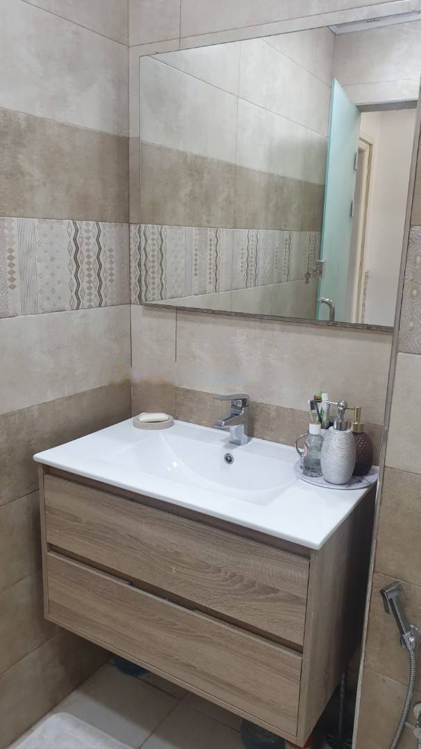 Location Appartement F4 Djasr Kasentina