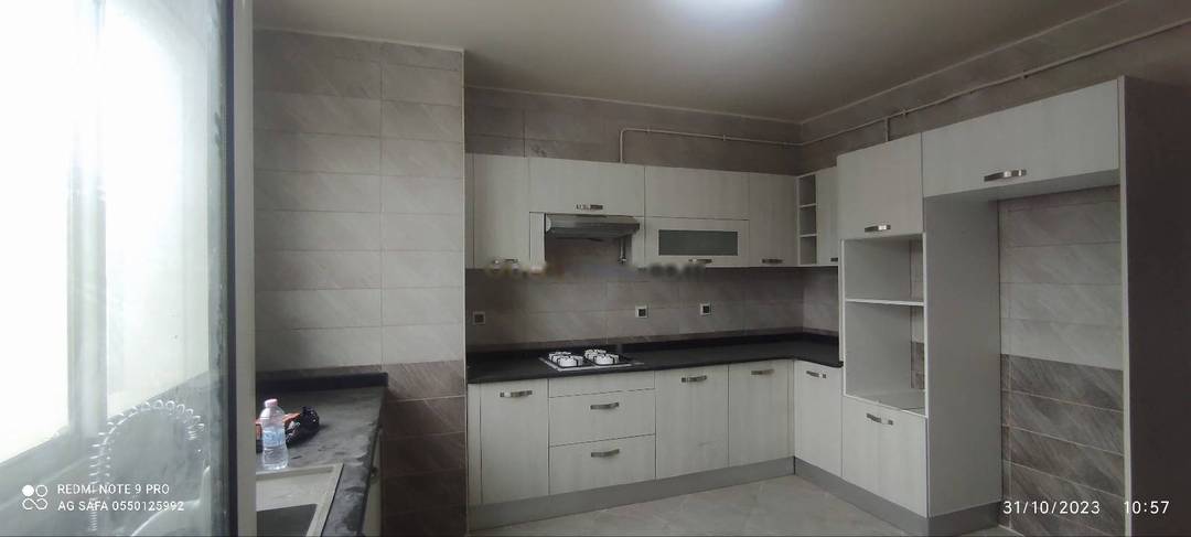 Location Appartement F5 Bir Mourad Rais