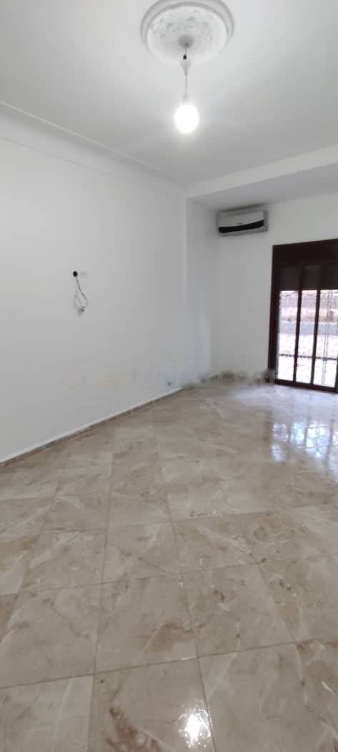 Location Appartement F3 Hydra