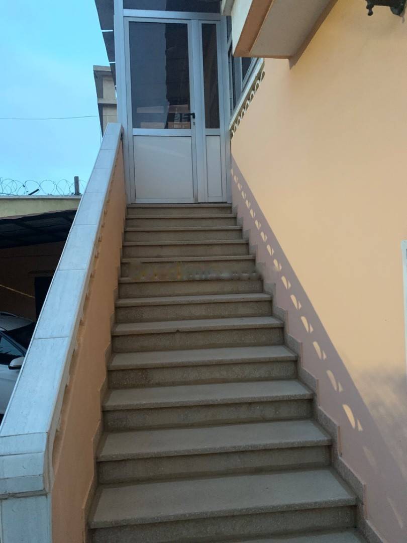 Location Niveau de villa F4 Bouzareah