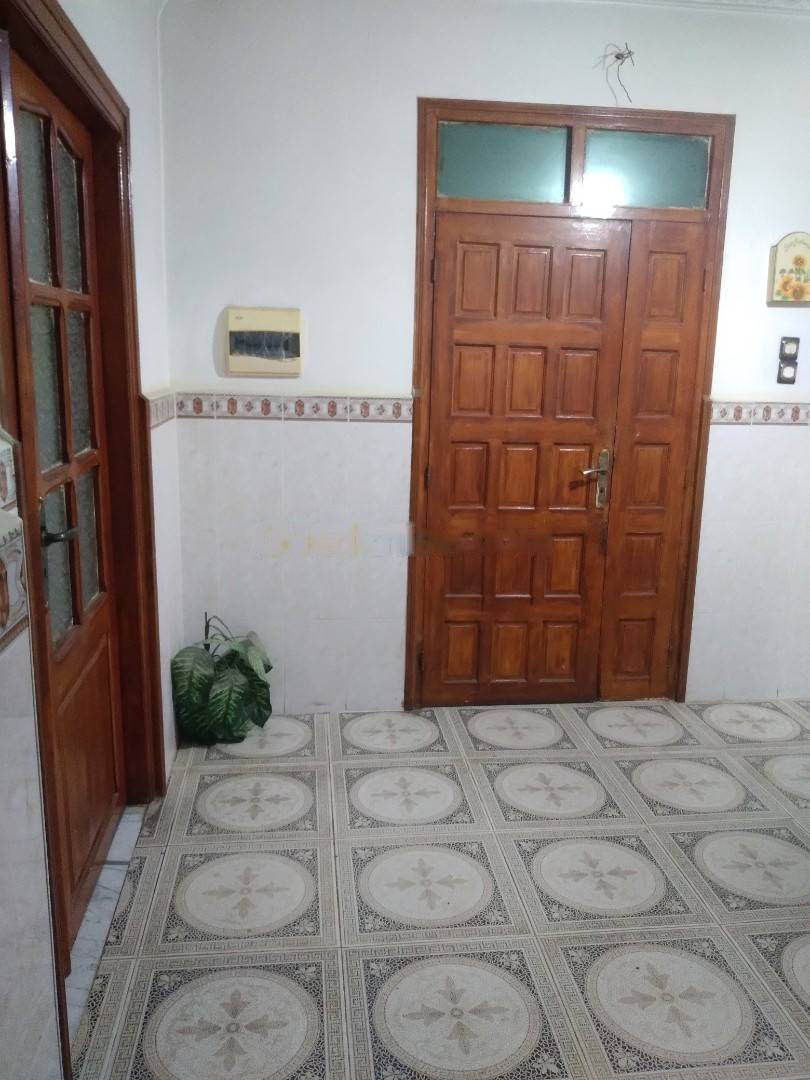 Vente Villa F12 Khraicia