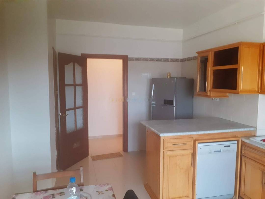 Location Appartement F4 El Achour