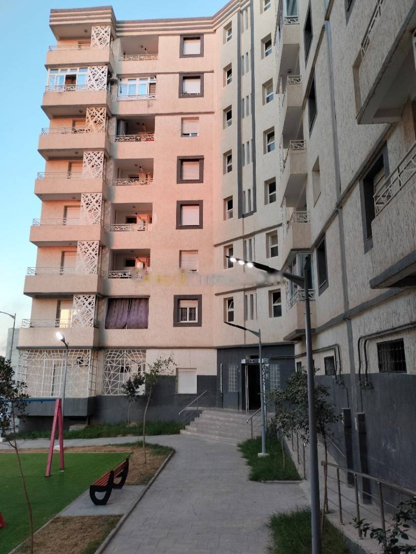 Location Appartement F5 Bordj El Kiffan