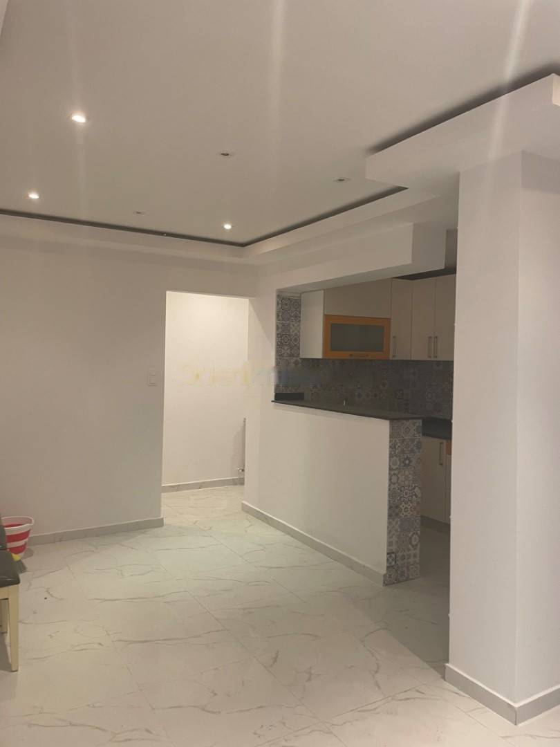 Location Appartement F4 Hydra