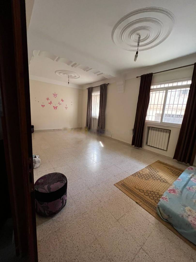 Location Villa F4 El Achour