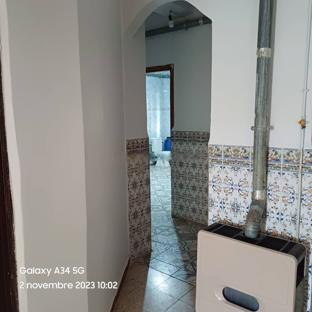 Location Niveau de villa F4 Djasr Kasentina