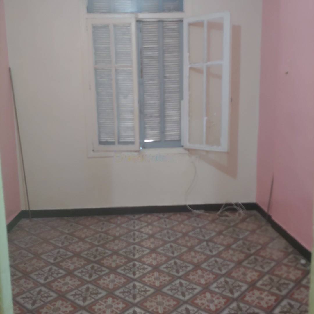 Location Appartement F2 Belouizdad