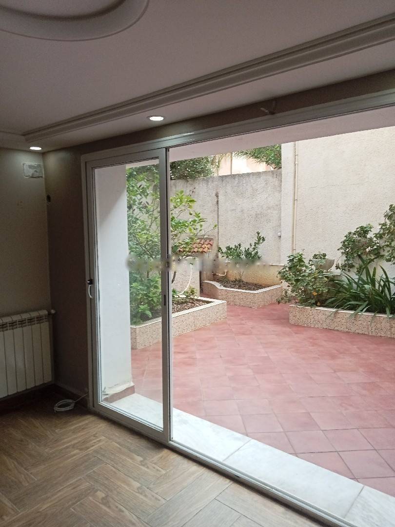 Location Niveau de villa F4 Draria