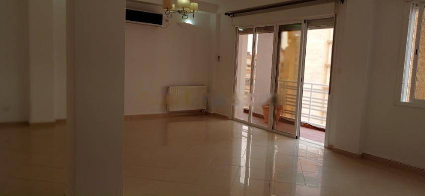 Location Appartement F4 El Achour