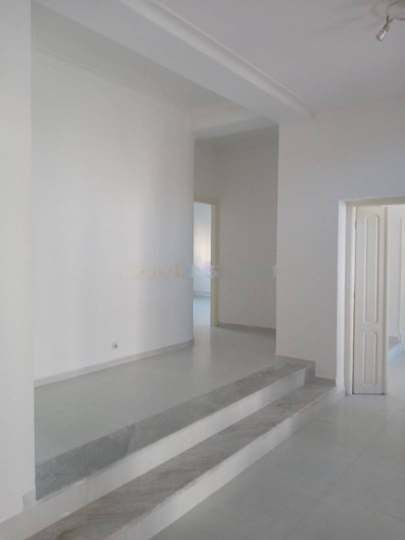Location Villa Dely Ibrahim