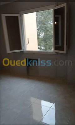 Location Appartement F3 Bab Ezzouar