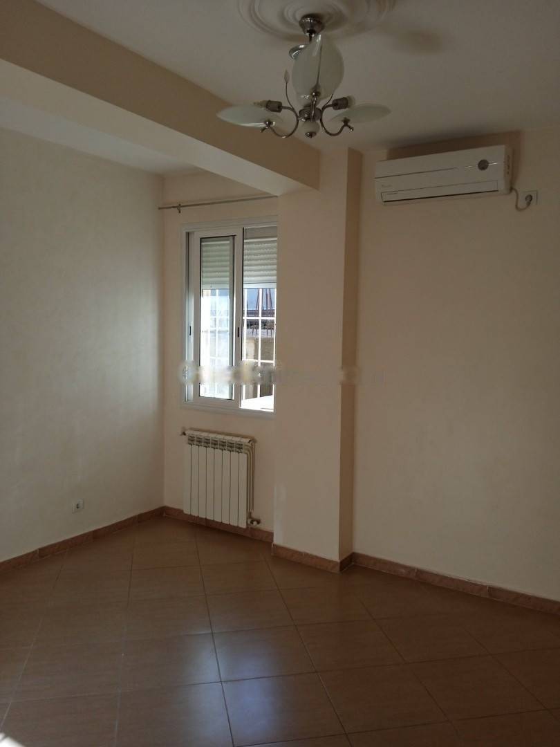 Location Appartement Souidania